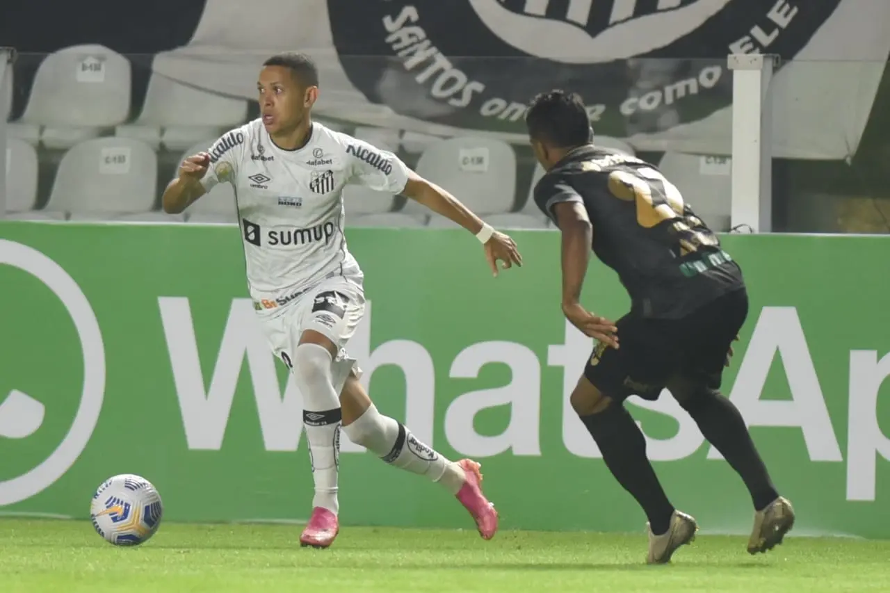 Imagem da notícia: Ceará perde para Santos na Vila Belmiro pela Série A; saiba como foi o jogo