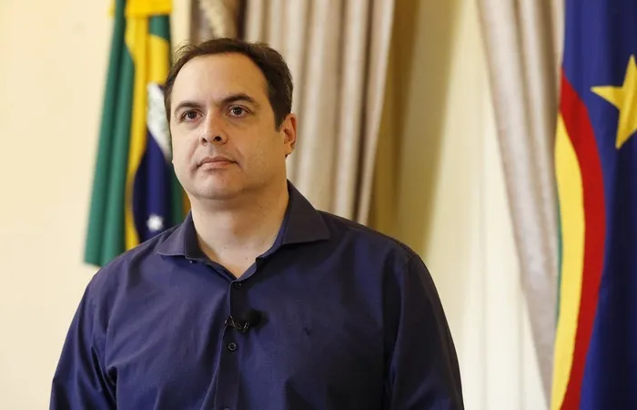 Governador Paulo Câmara pode tentar vaga na Câmara