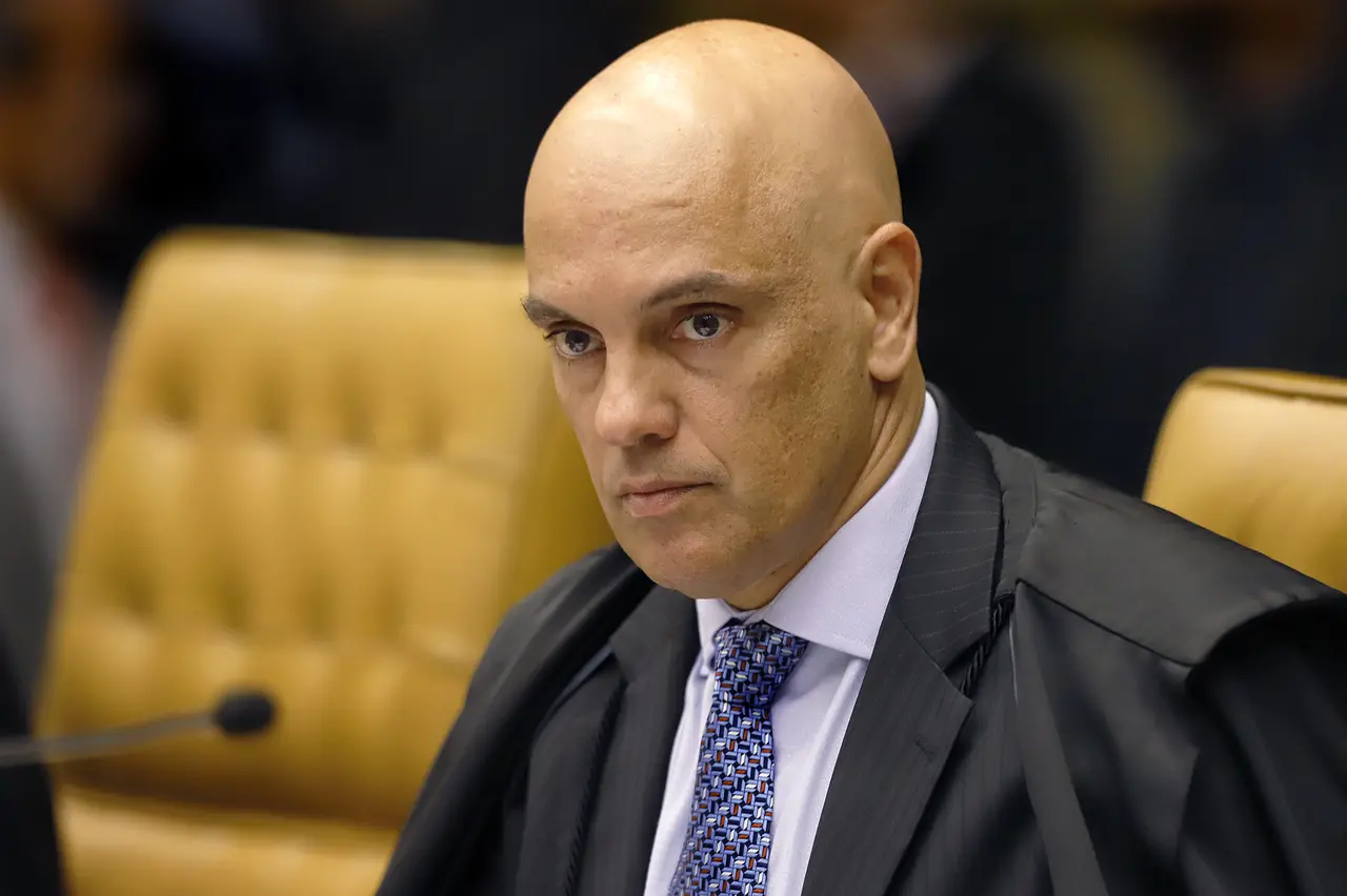 Imagem da notícia: Invasão no CNJ inclui mandado em que Alexandre de Moraes determina própria prisão