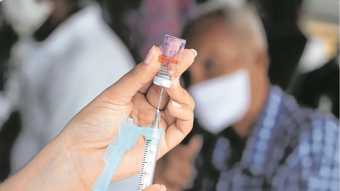 No dia 1° de junho, Bolsonaro comemorou a marca de 100 milhões de doses de vacinas distribuídas aos estados