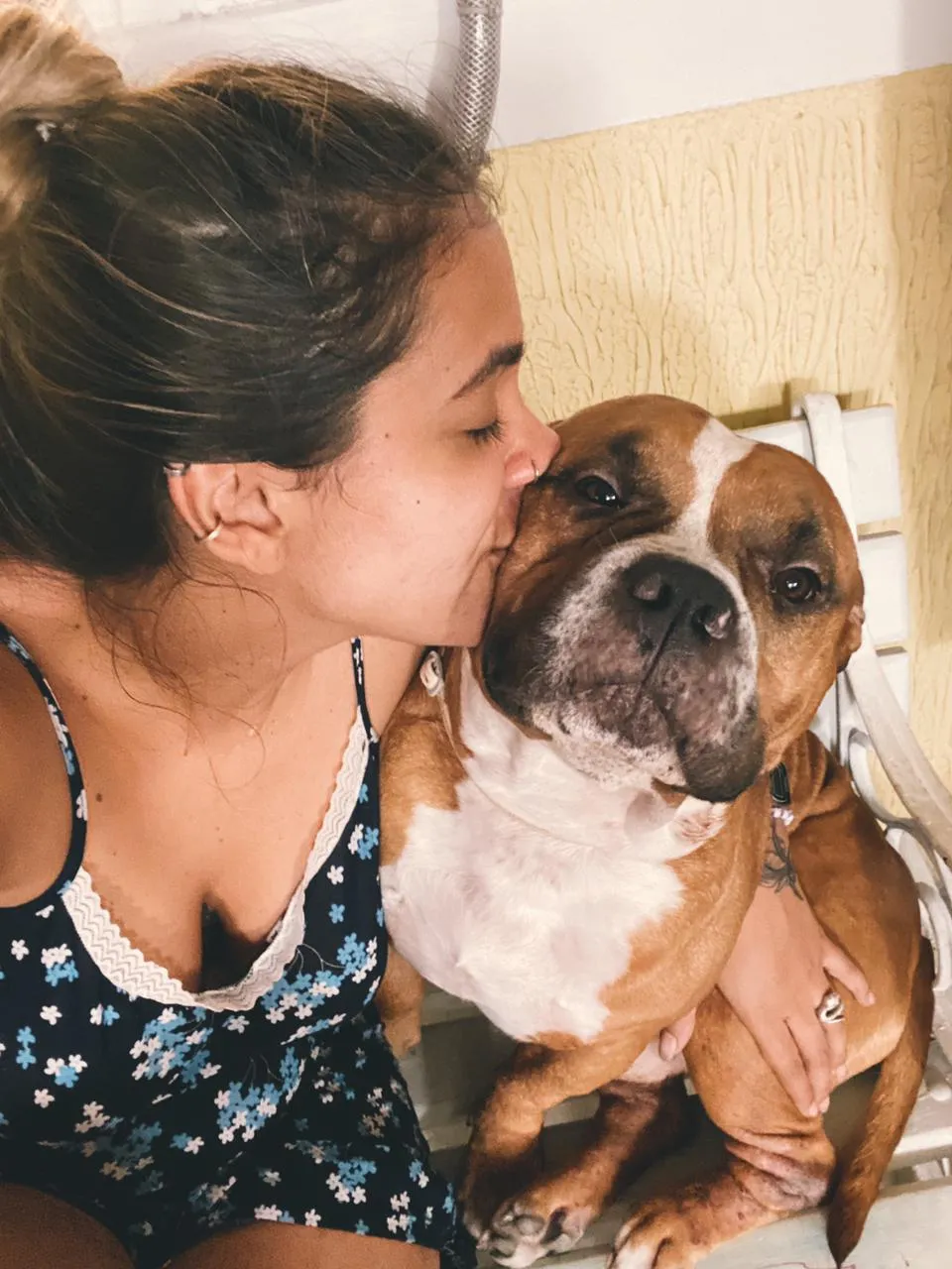 Julianne assumiu os cuidados com Drago após separação do namorado