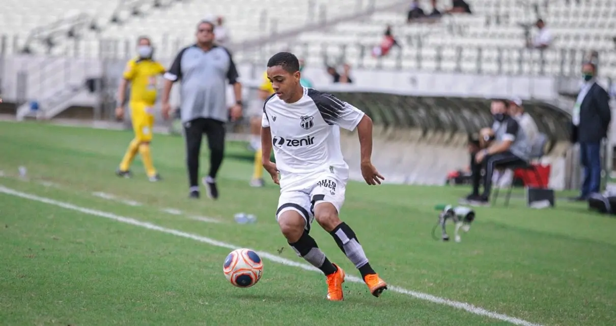 Imagem da notícia: Ceará define nova meta para base e planeja ser referência nacional na revelação de jogadores