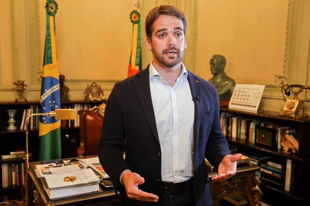 Imagem da notícia: Eduardo Leite e a coragem necessária para além do gesto de se declarar gay