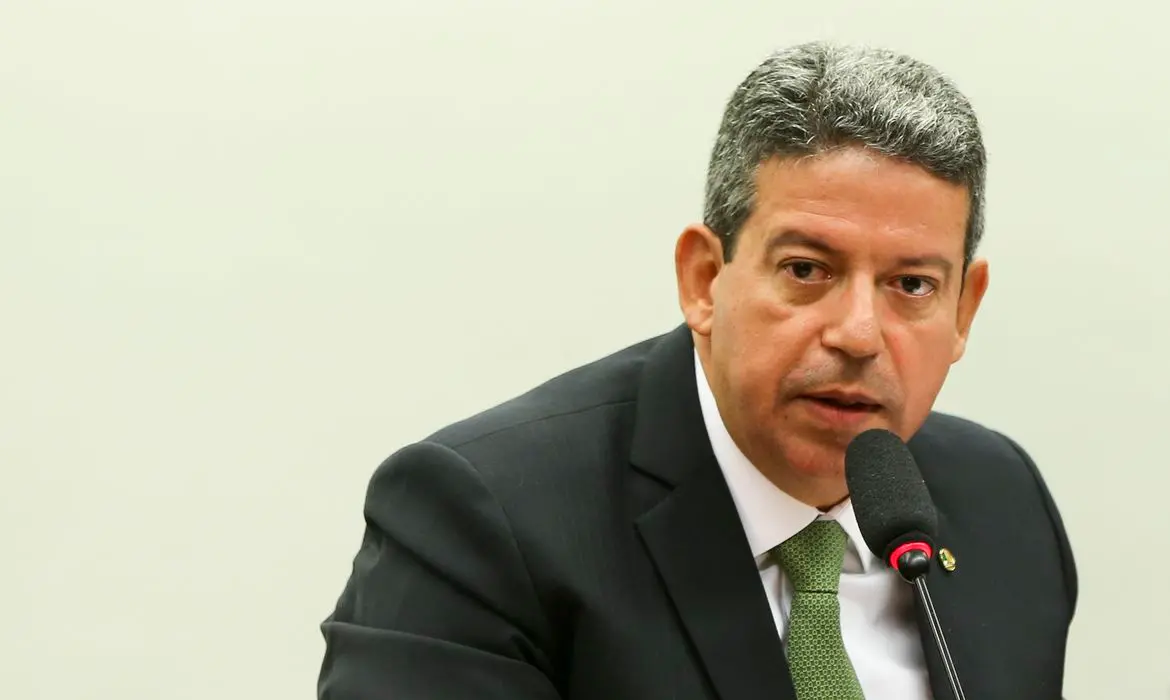 Imagem da notícia: Saiba o que é o 'Distritão', tipo de votação para vereador e deputado em discussão no Congresso