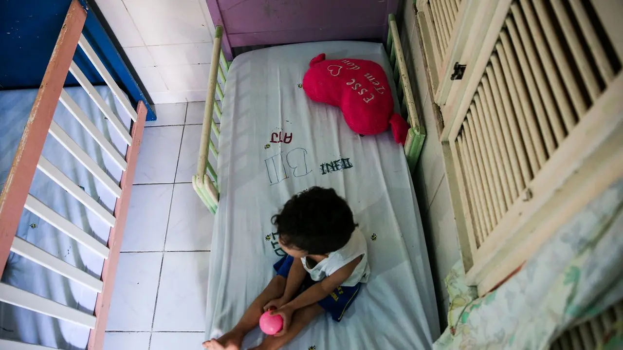 Imagem da notícia: Com avanço da pobreza, número de crianças e adolescentes em acolhimentos cresce 5 vezes no Ceará