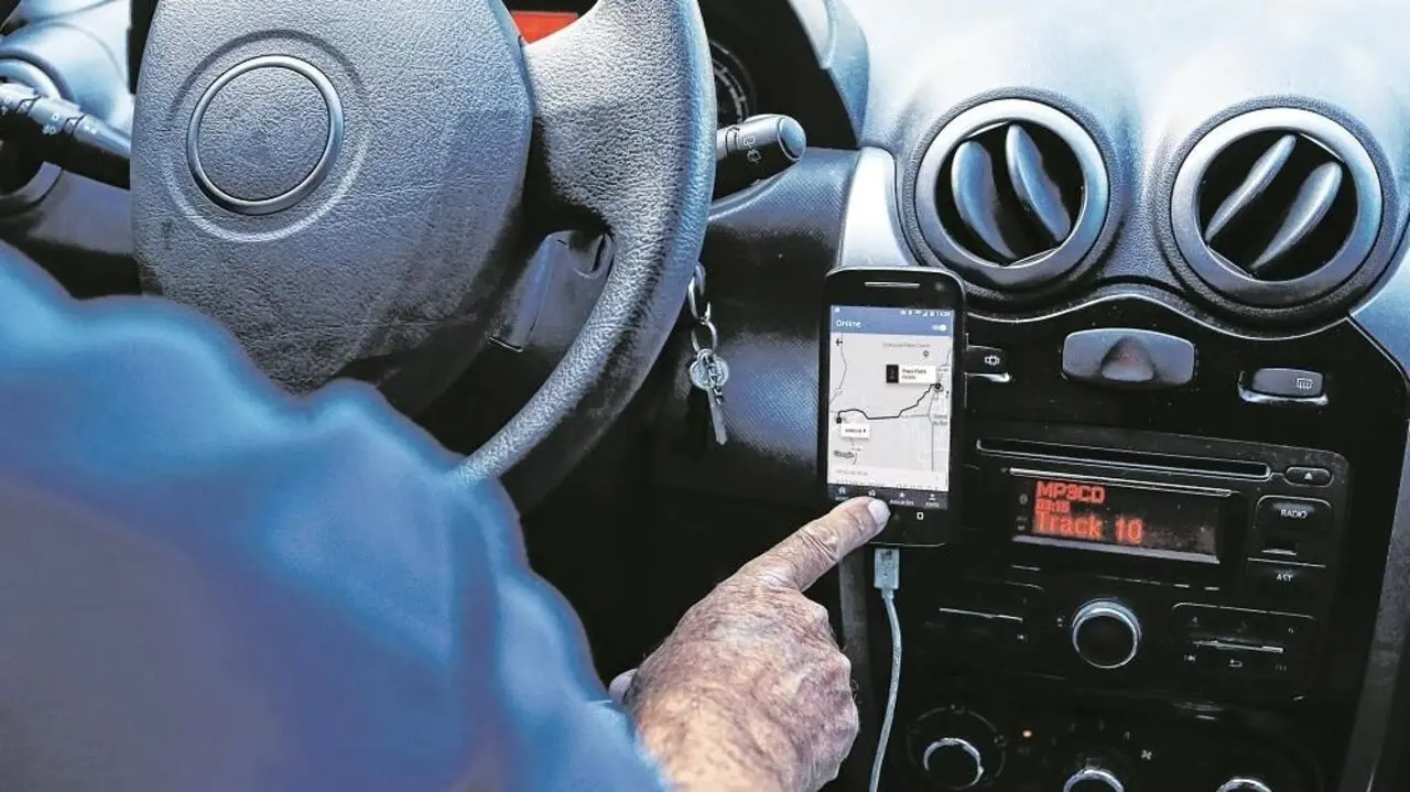 Imagem da notícia: Justiça do Trabalho no Ceará reconhece vínculo empregatício entre motorista e a Uber