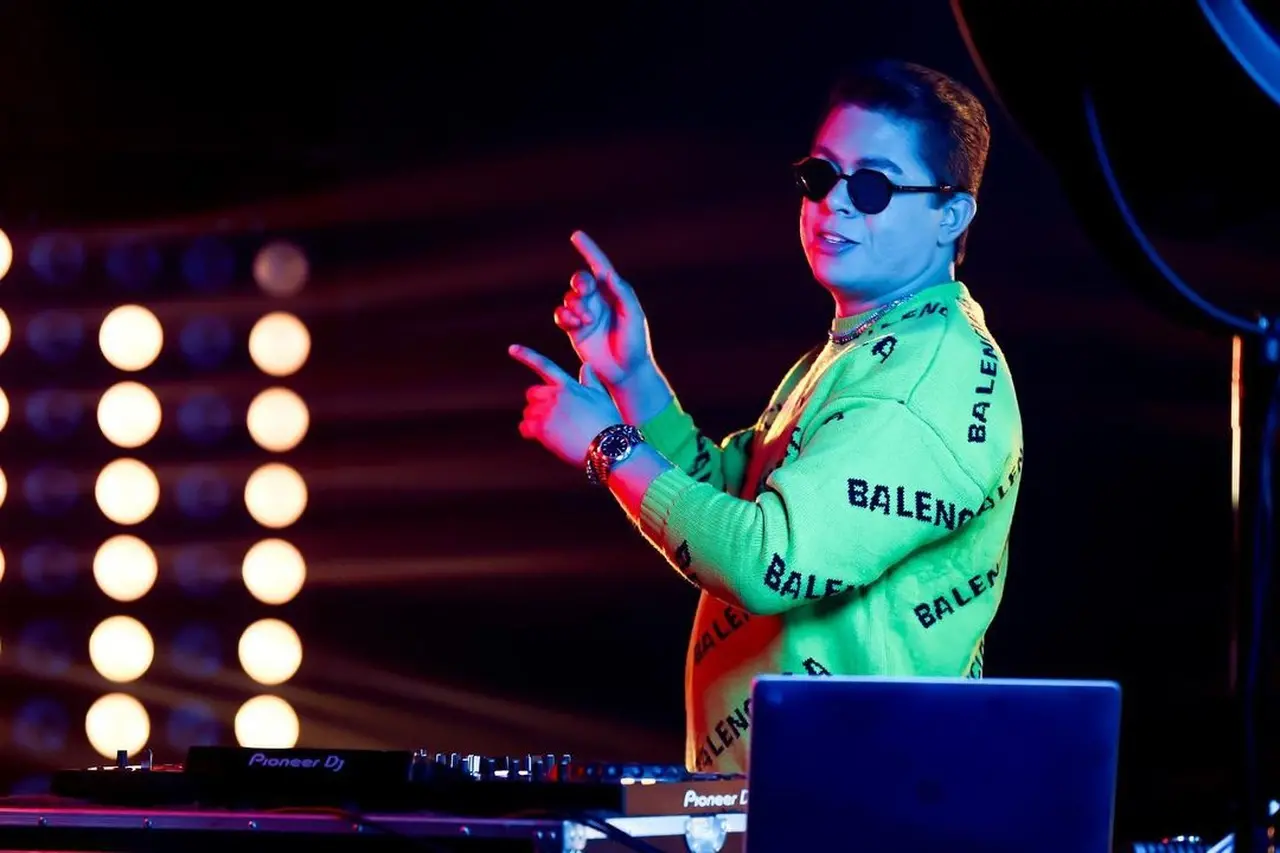 Imagem da notícia: Sony Music diz 'revisar' relacionamento com DJ Ivis na gravadora