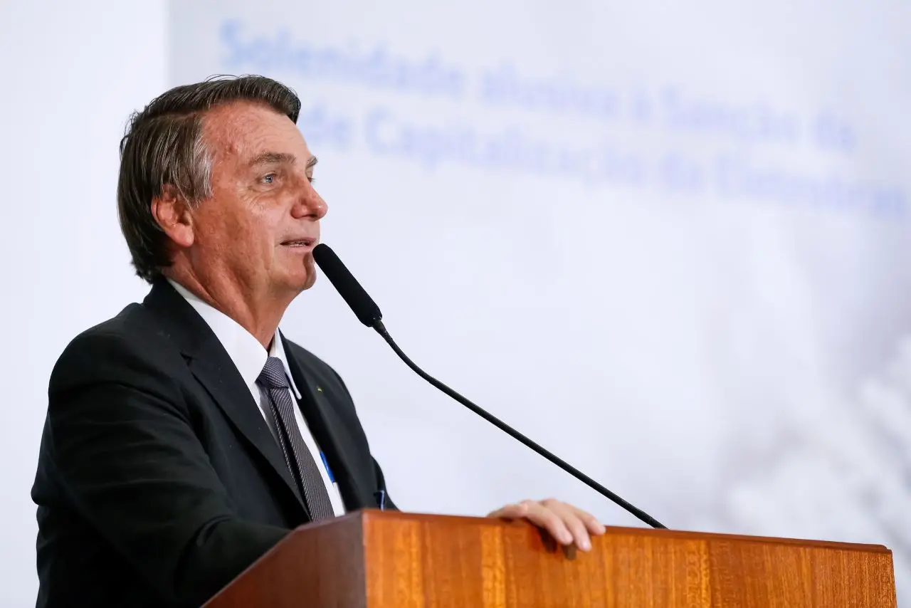 Imagem da notícia: Entenda a obstrução intestinal diagnosticada no presidente Jair Bolsonaro