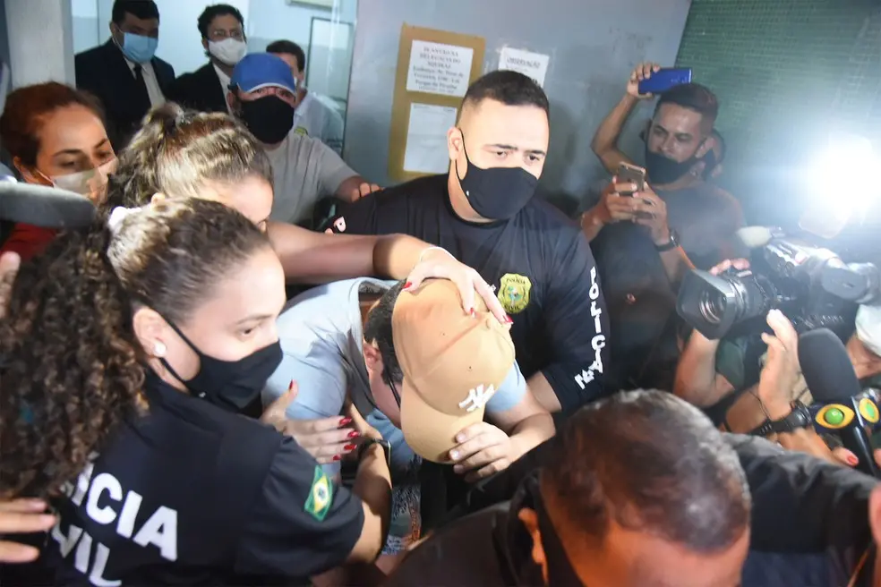 Imagem da notícia: DJ Ivis pede perdão a Pamella Holanda e aos fãs: 'eu errei'