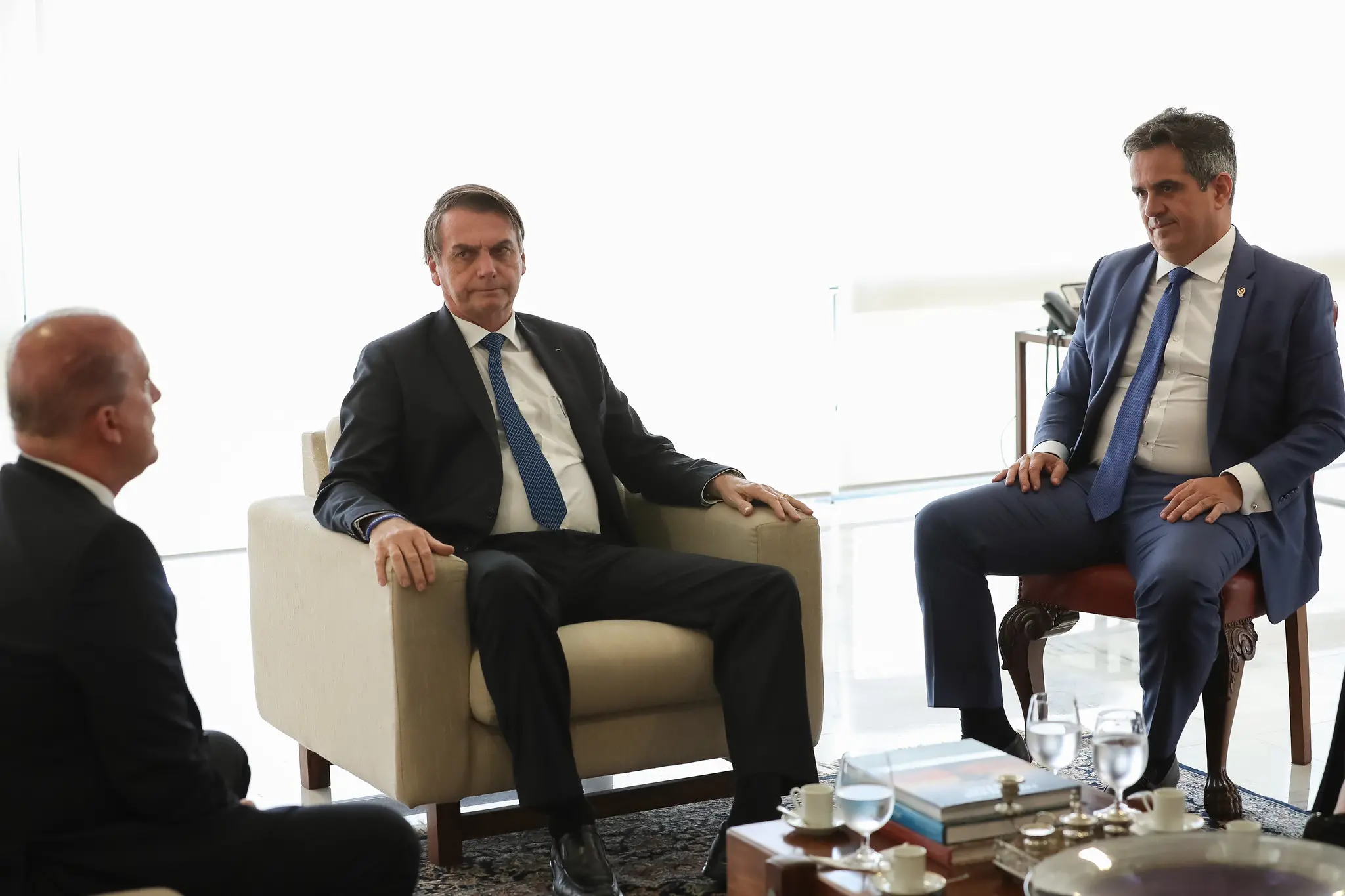 Imagem da notícia: O que dizem deputados do Ceará sobre a ida de Ciro Nogueira para a Casa Civil