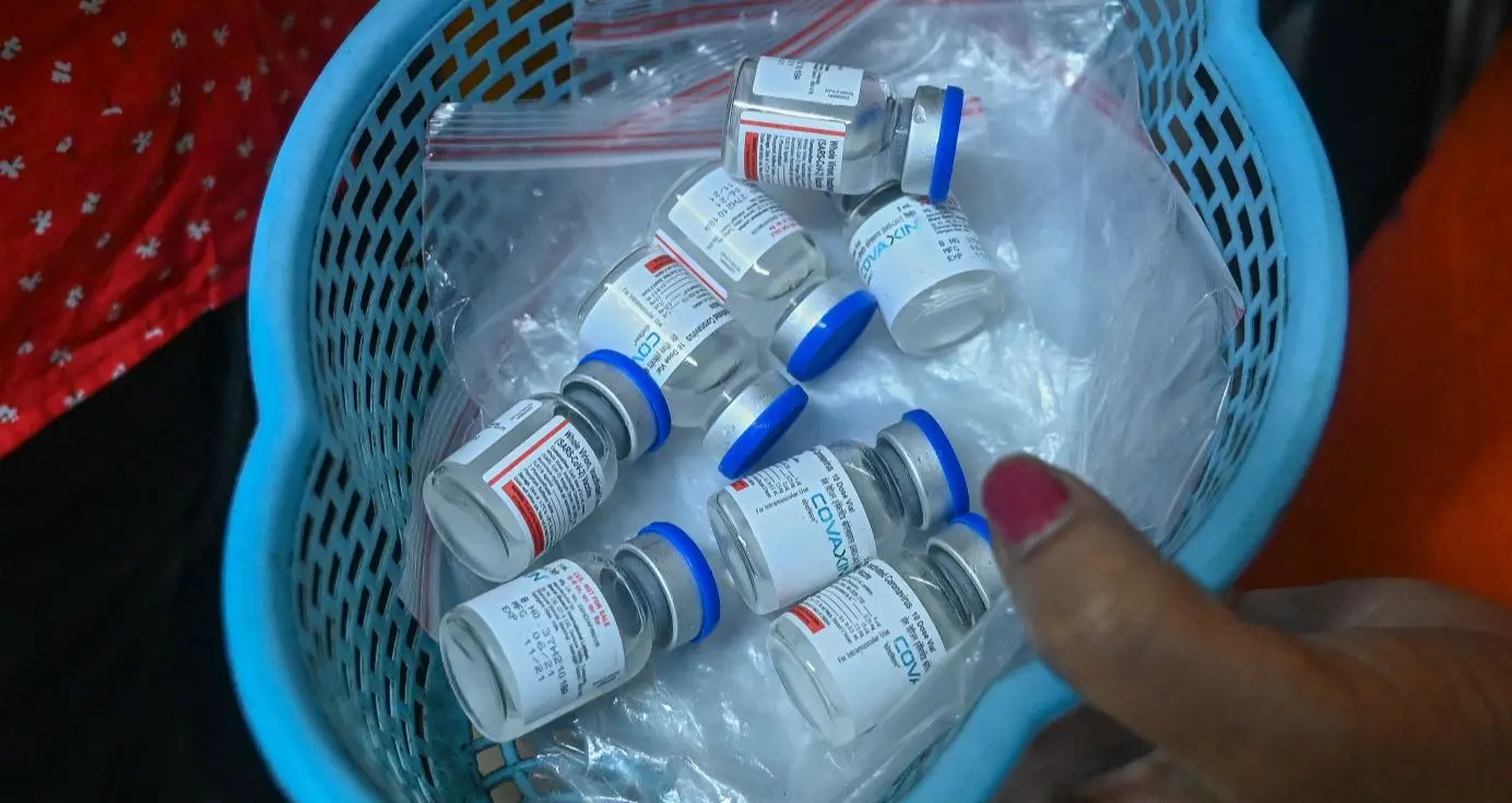 Imagem da notícia: Fabricante da Covaxin desfaz acordo com Precisa e nega documentos enviados ao Ministério da Saúde