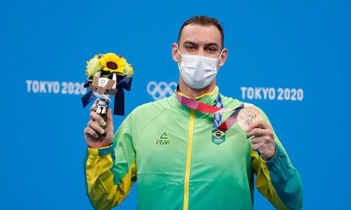 Imagem da notícia: Fernando Scheffer conquista o bronze na natação, 4ª medalha do Brasil