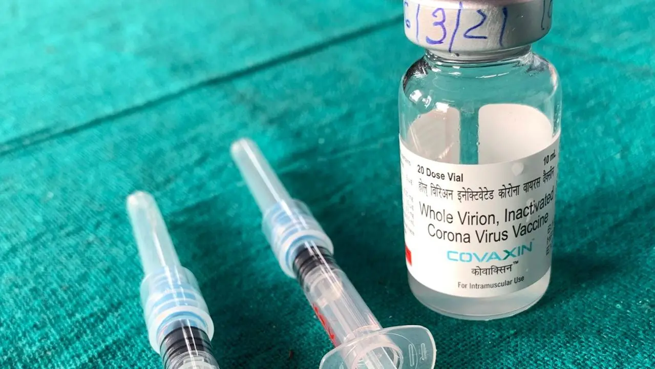 Imagem da notícia: Anvisa suspende autorização de importação da vacina indiana Covaxin
