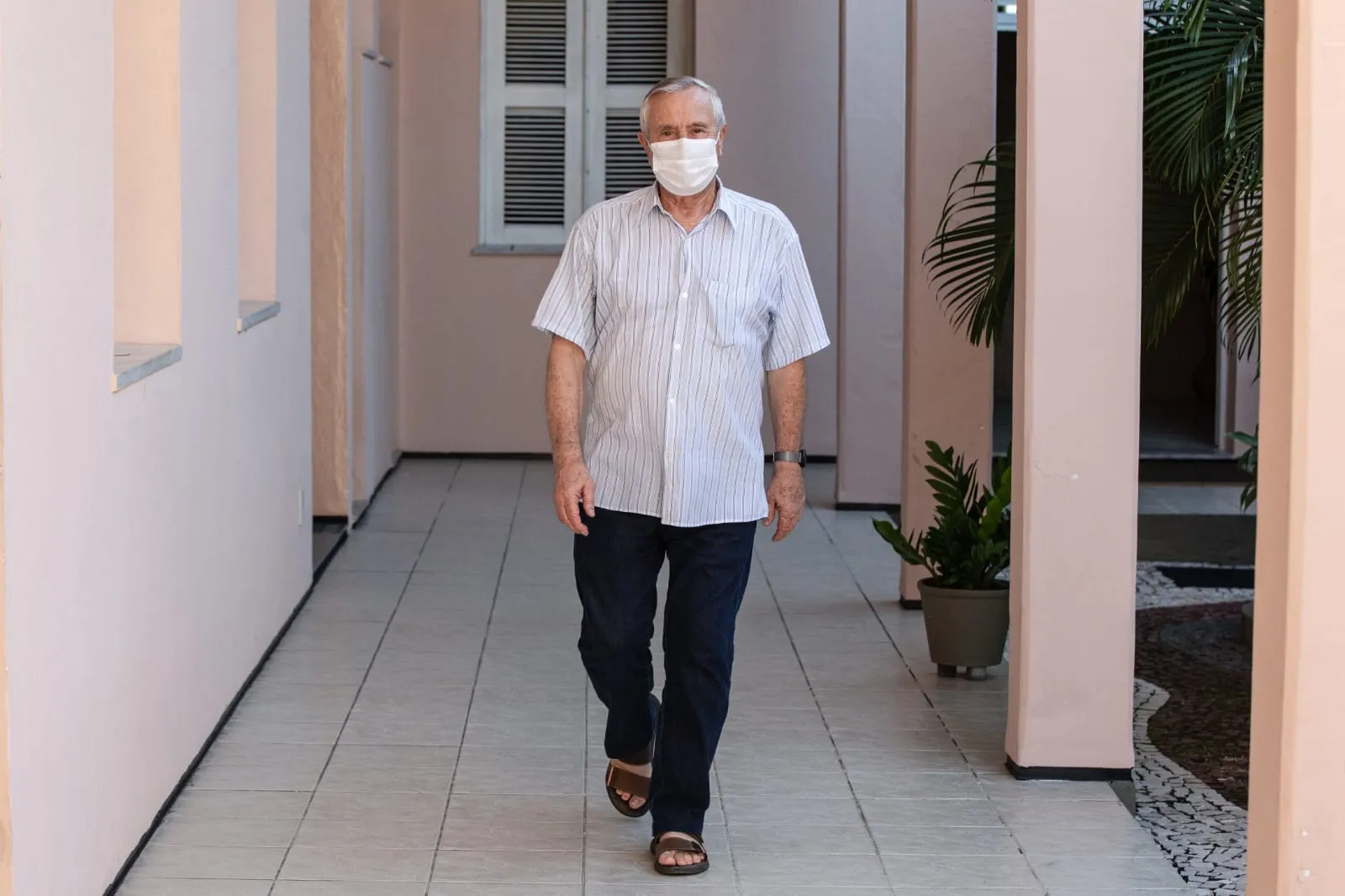 No último fim de semana, padre Lino voltou a celebrar missa na Paróquia da Paz