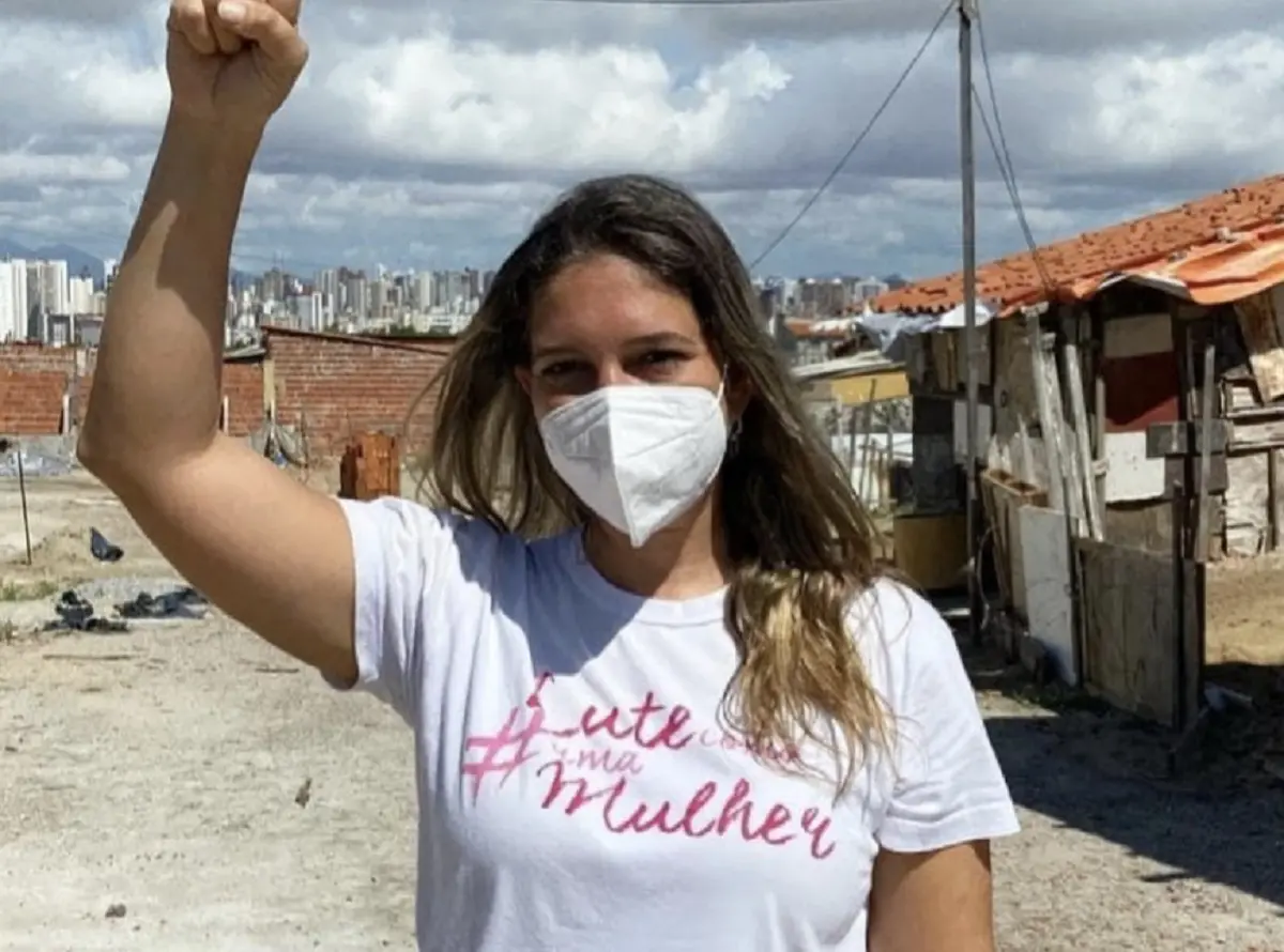 Imagem da notícia: Polícia Civil prende homem suspeito de ameaçar de morte vereadora Larissa Gaspar