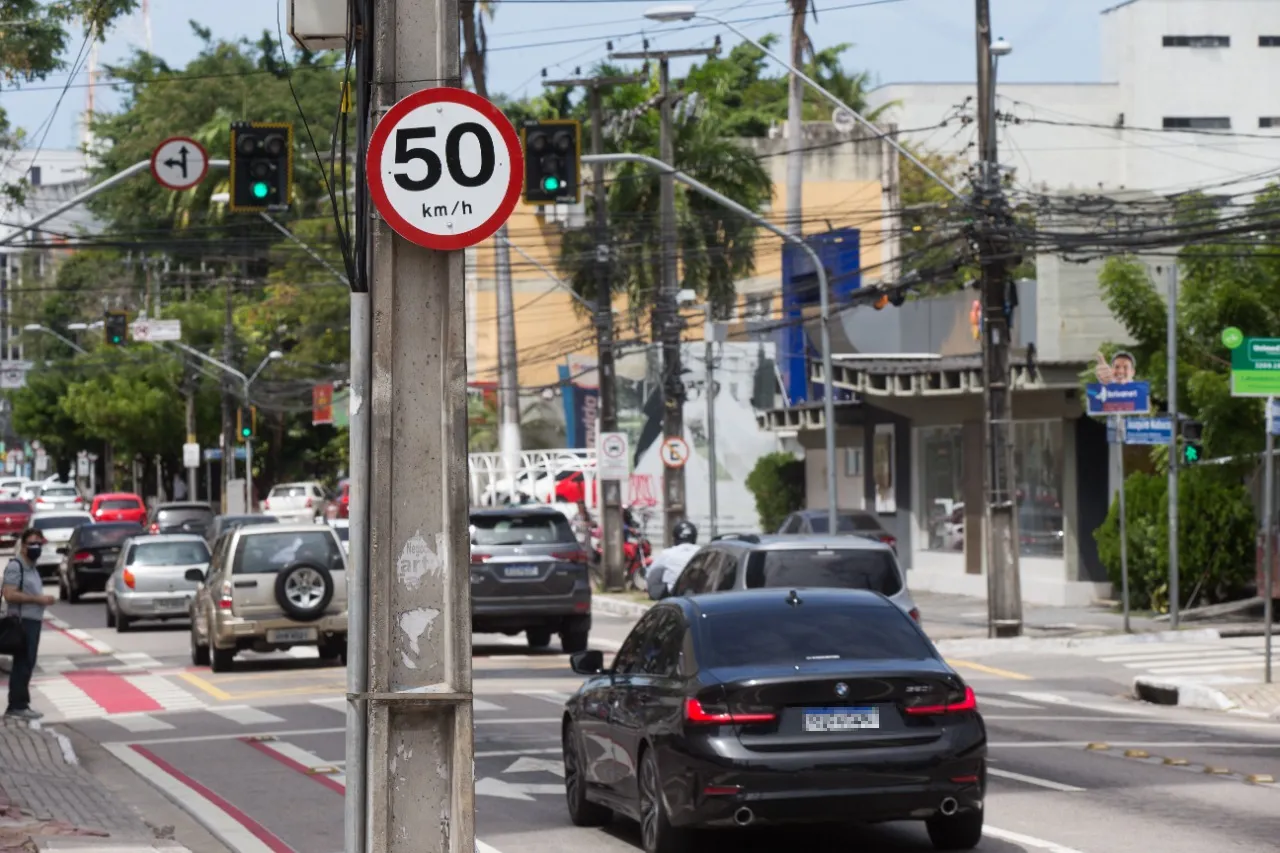 Av. Antônio Sales teve velocidade máxima reduzida em abril de 2021