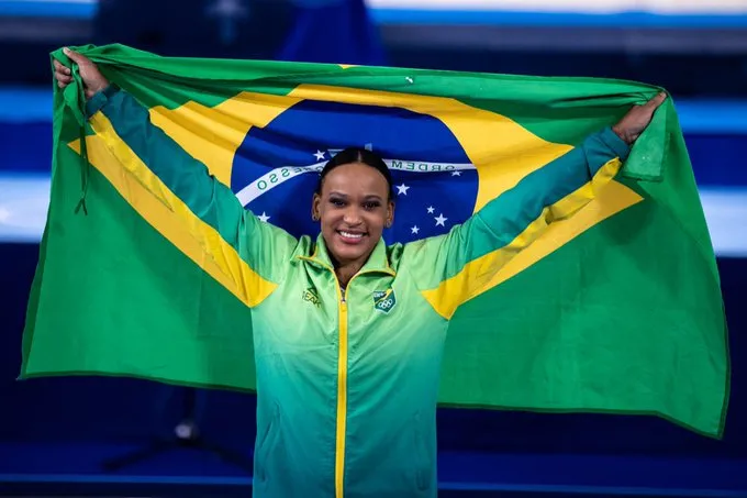 Ginasta conquistou título inédito para o Brasil na ginástica artística em 2021