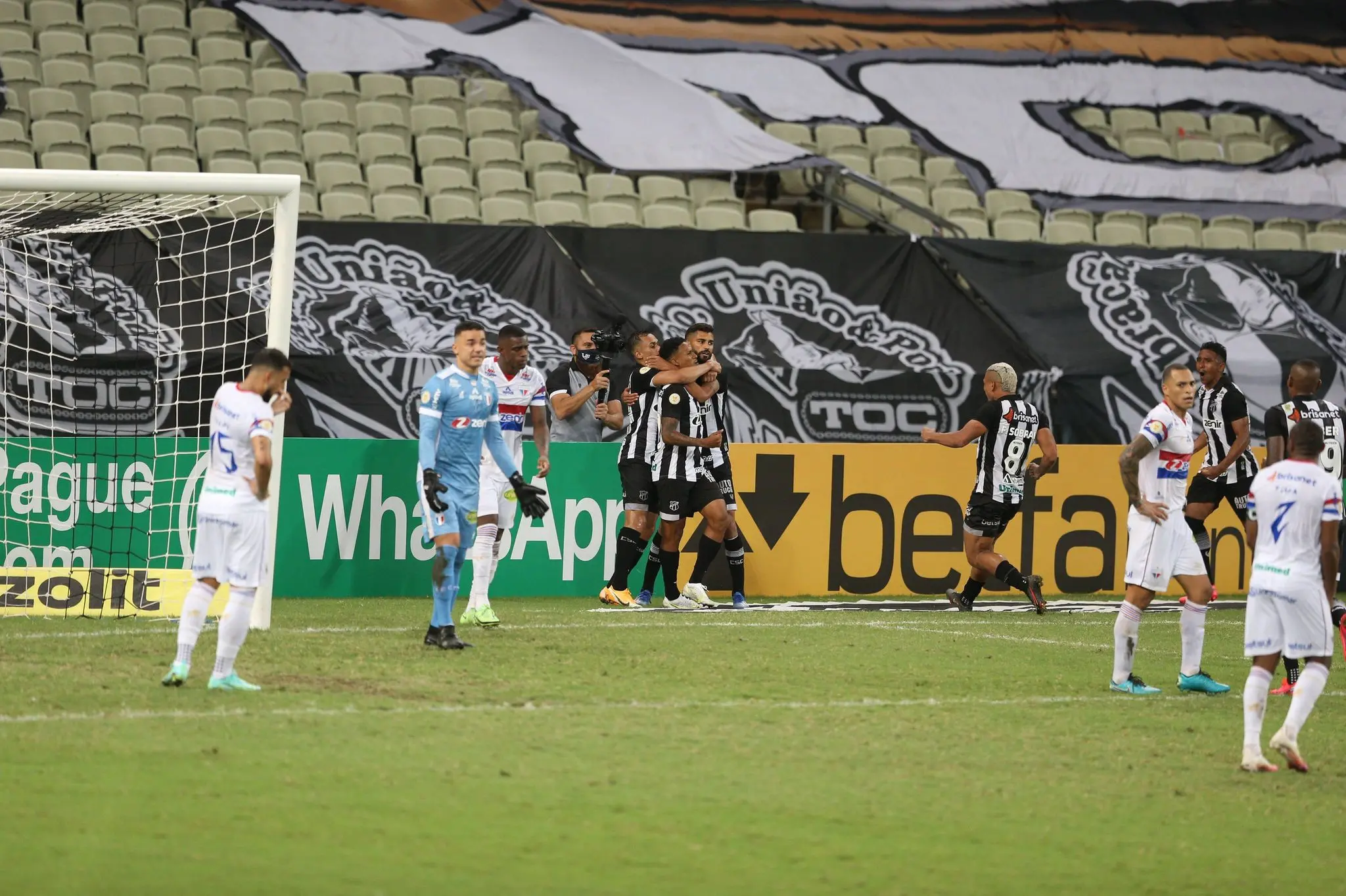 Imagem da notícia: Ceará vira contra o Fortaleza e vence primeiro Clássico-Rei da Série A 2021