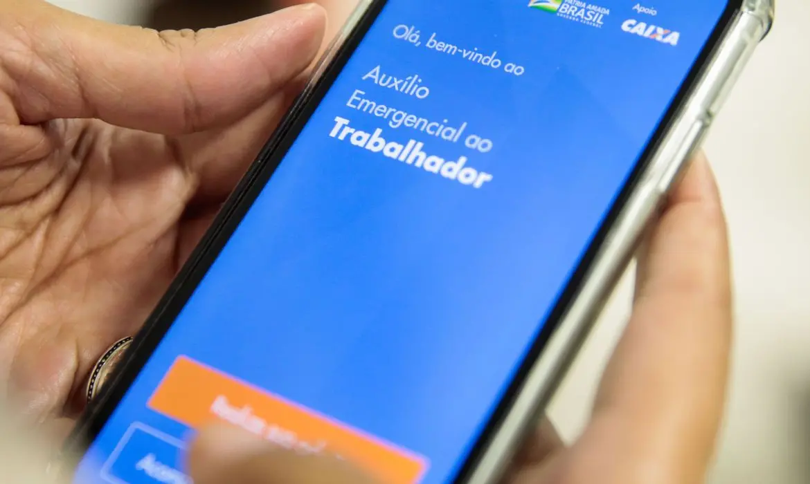 Imagem da notícia: Consulta da 5ª parcela do Auxílio Emergencial no Dataprev está liberada? Entenda