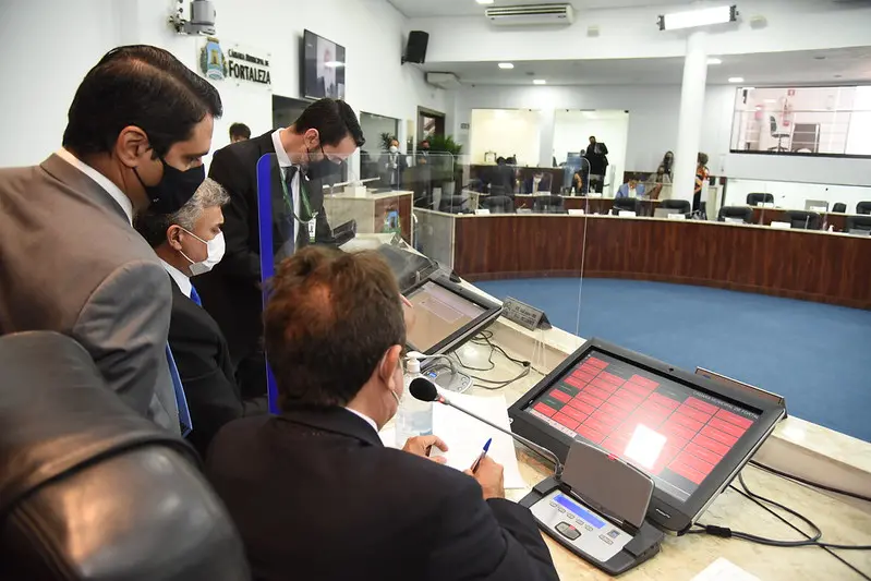 Imagem da notícia: Prefeitura deve pagar aluguel social de R$ 420 para mulheres vítimas de violência em Fortaleza
