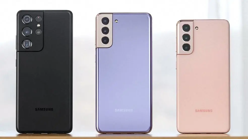 Imagem da notícia: Procon Fortaleza notifica Apple e Samsung por venda de celular sem carregador