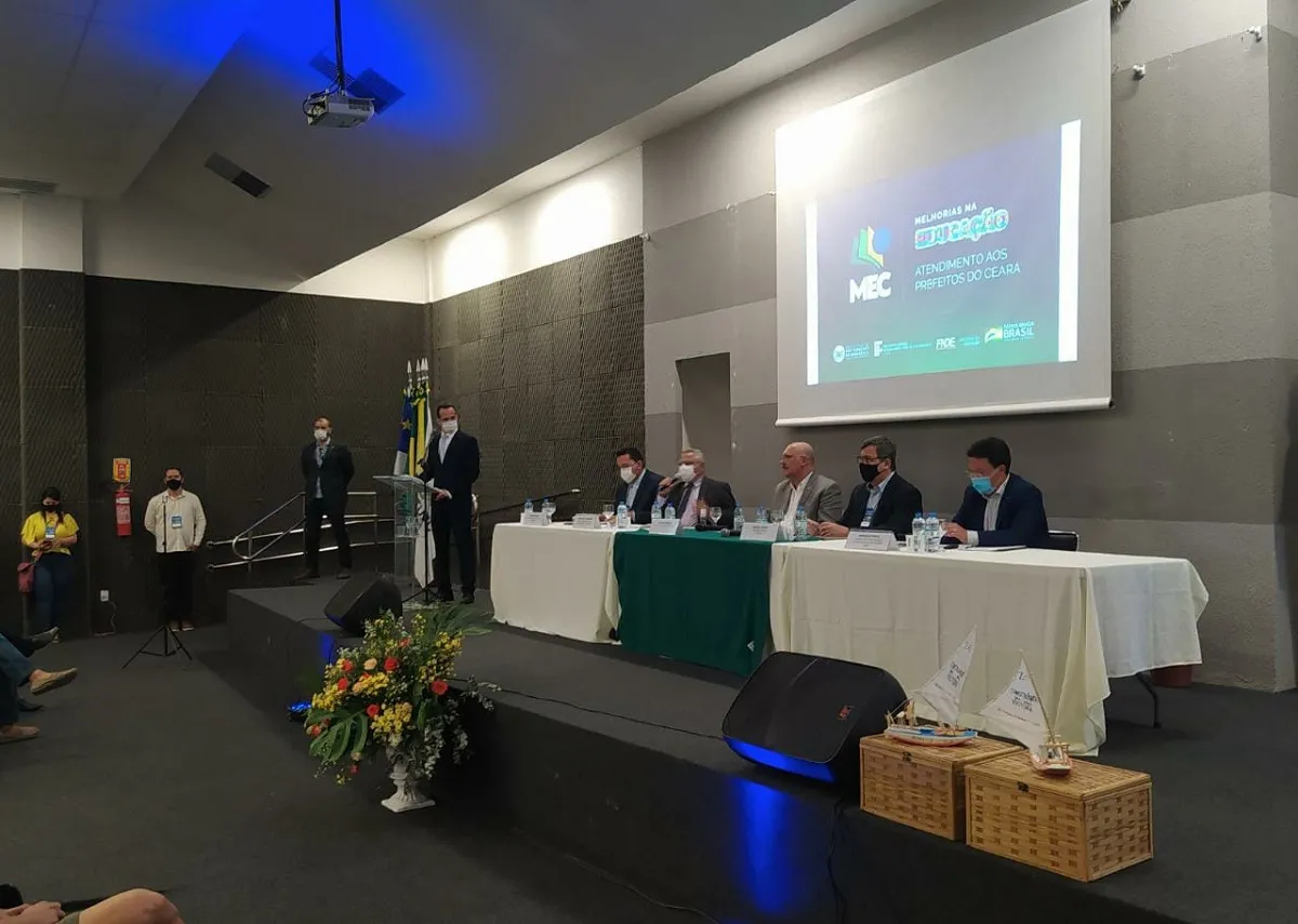 Reunião do ministro da Educação com prefeitos do Ceará