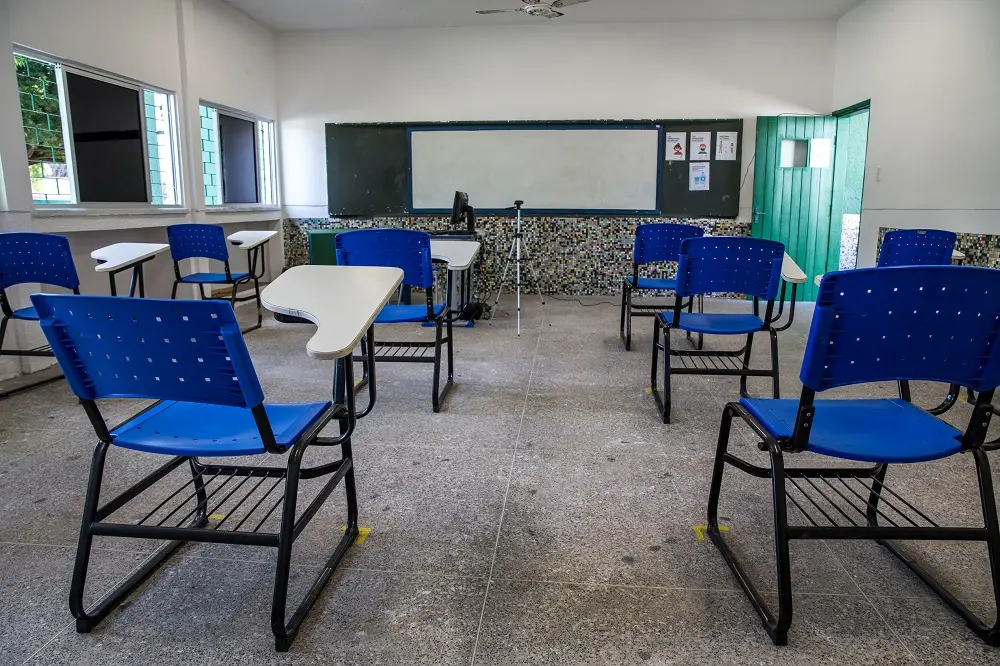 Imagem da notícia: Para garantir tempo integral em 100% da rede estadual, Ceará ainda precisa construir 100 escolas