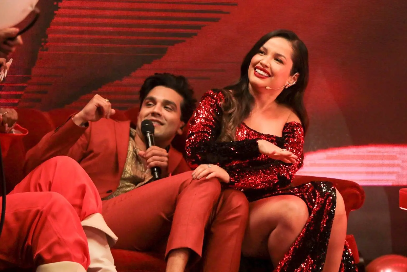 Imagem da notícia: Luan Santana revela affair durante live de Juliette, e web especula relacionamento entre os dois
