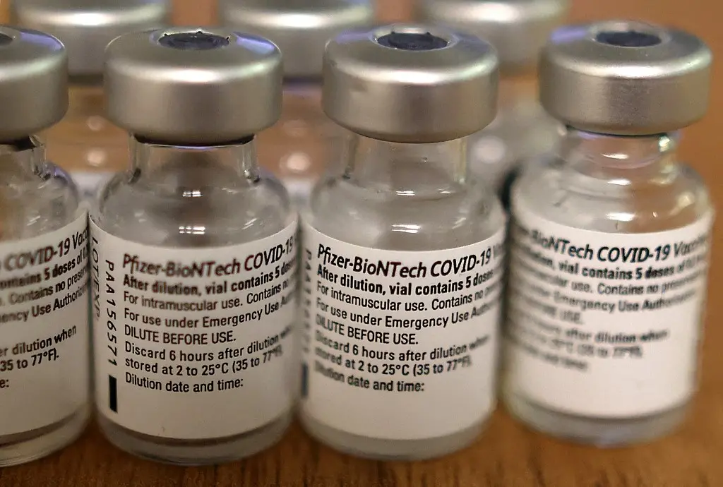 Imagem da notícia: Ceará recebe lote com quase 89 mil vacinas da Pfizer contra Covid-19