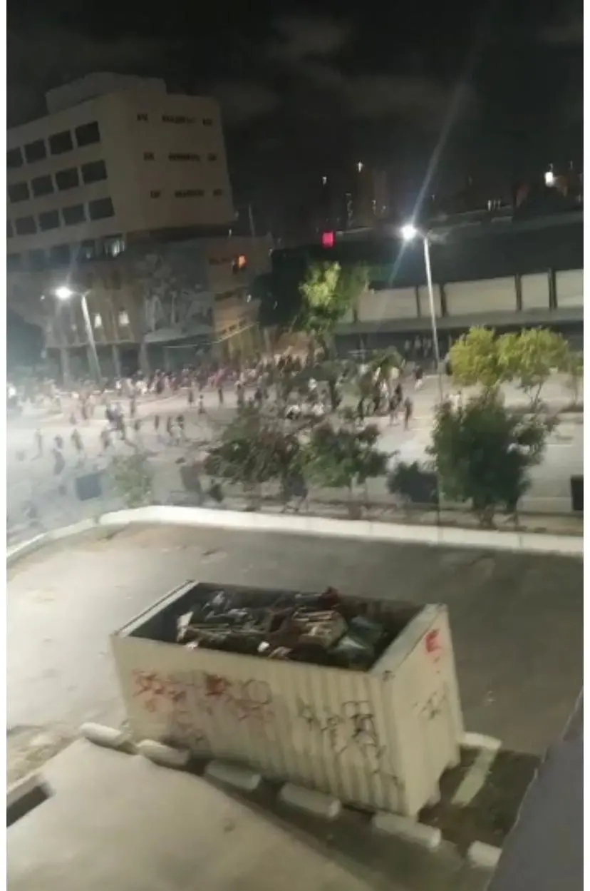 Imagem da notícia: Morre homem baleado durante dispersão de feirantes na Rua José Avelino