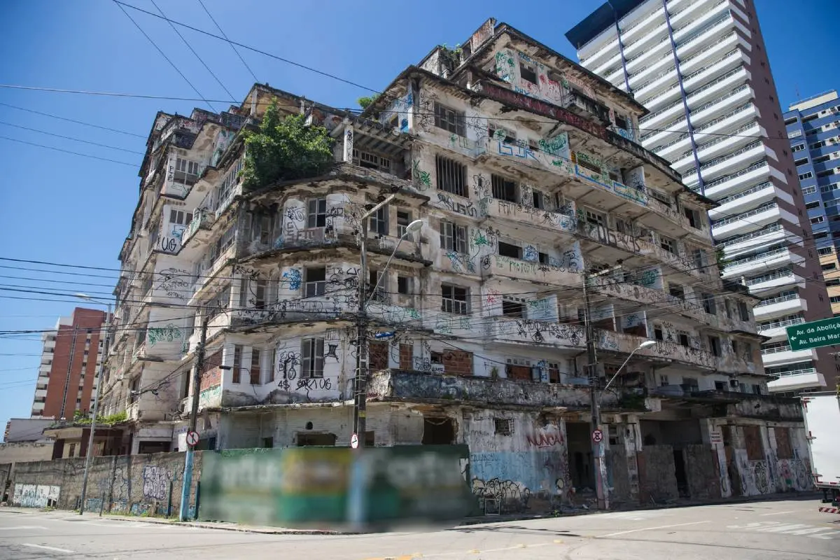 Imagem da notícia: Decisão sobre Edifício São Pedro alerta para outros prédios e desfecho de 'recuperação inviável'