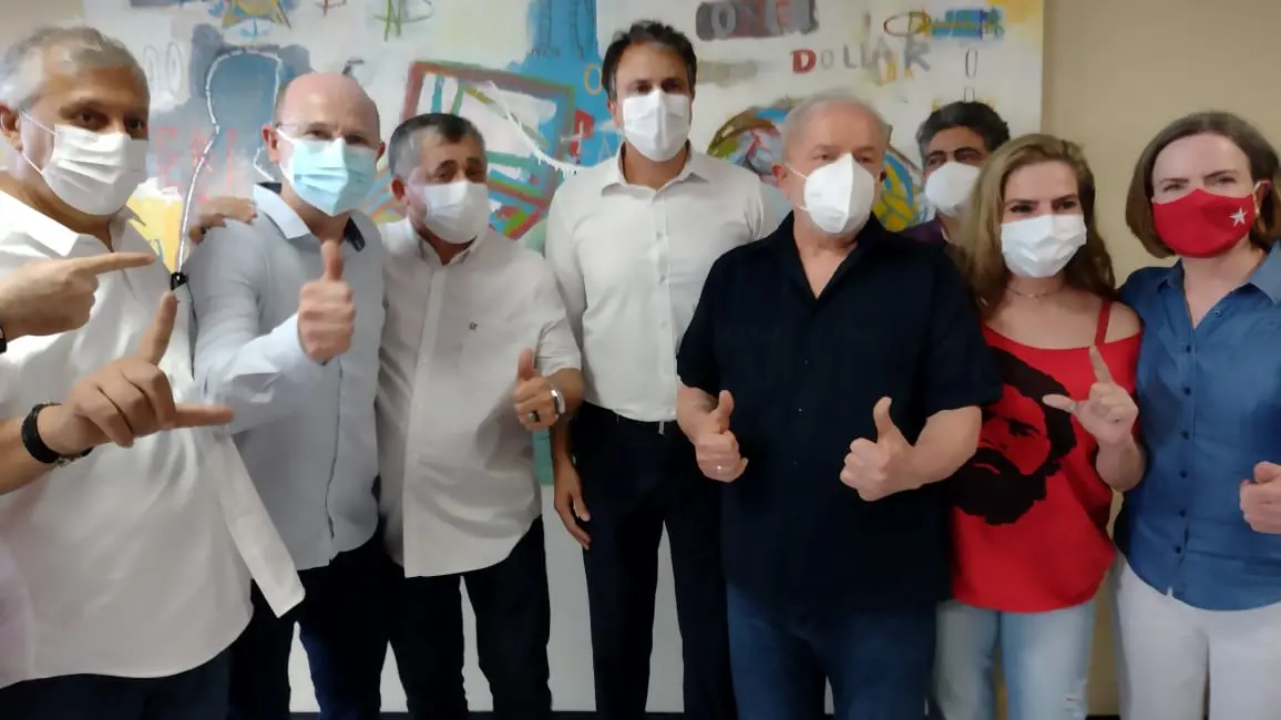 Imagem da notícia: Lula busca construir bases de um palanque em um Ceará diferente do que viu na última visita 