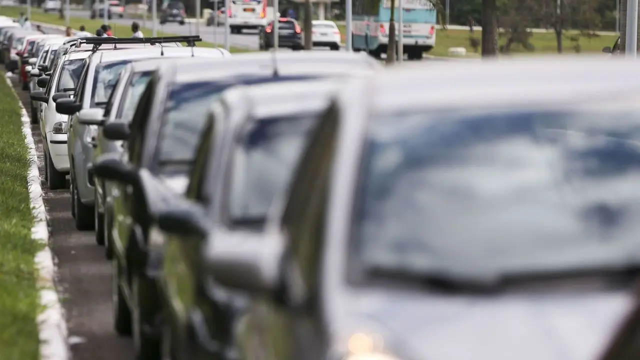 Imagem da notícia: Seguro de carro pode ficar mais barato com novas regras; entenda