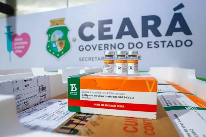 Expectativa era que os imunizantes chegassem ao Ceará no dia 25 de agosto