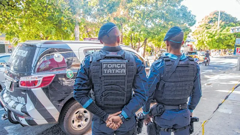 Imagem da notícia: MPCE recomenda que comandos previnam adesão de militares às manifestações no dia 7 de setembro