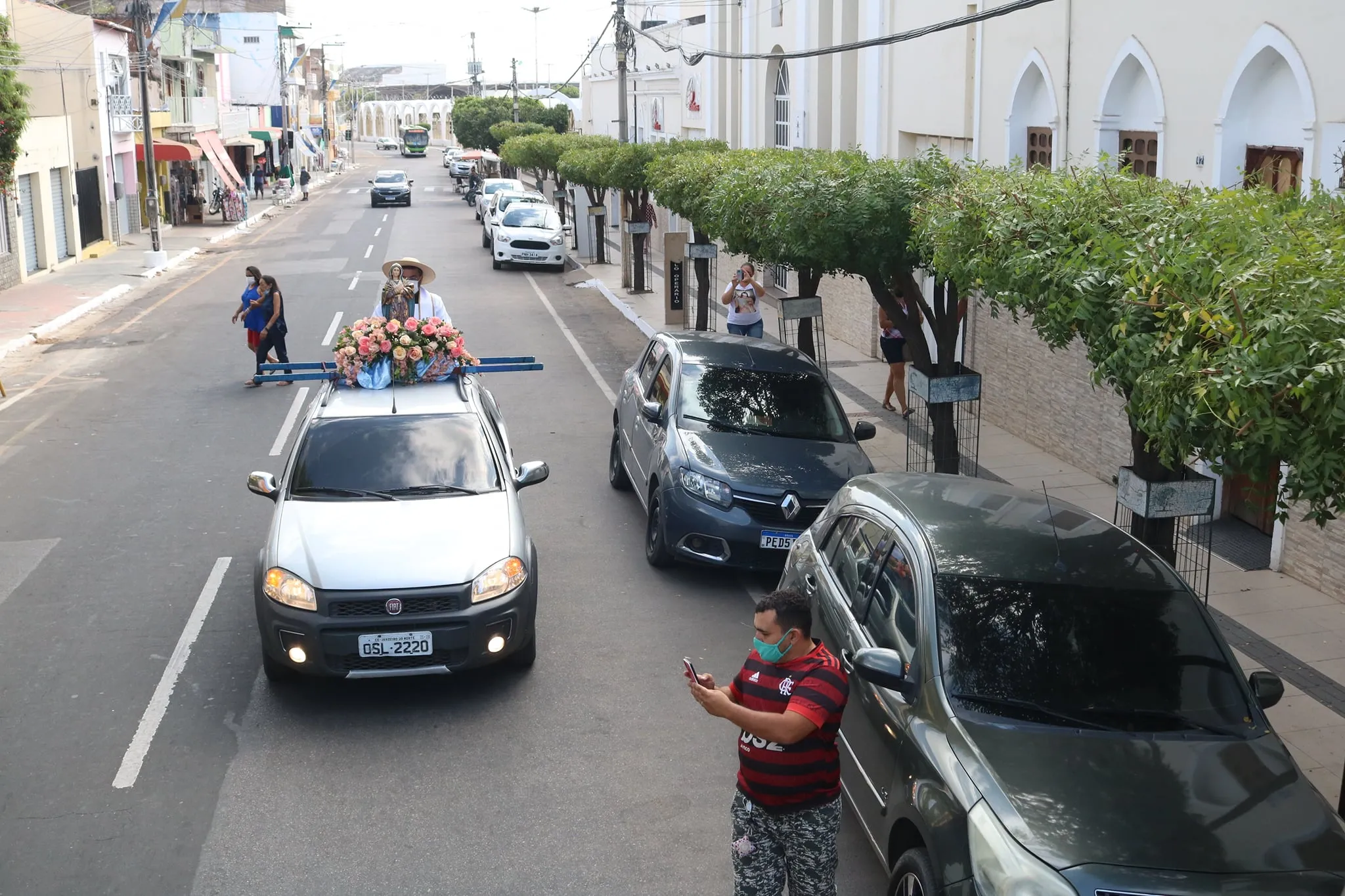 O reitor da Basílica de Nossa Senhora das Dores, padre Cícero José da Silva, acredita que ainda “não realizaremos (a romaria) nos moldes do que é tradicional”