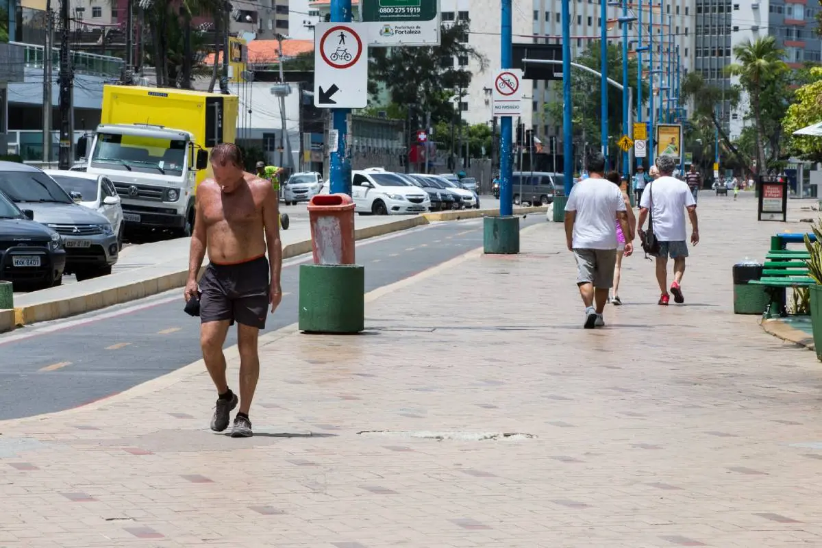 Imagem da notícia: Agosto de 2021 registra a maior temperatura para o mês em Fortaleza, em 18 anos 