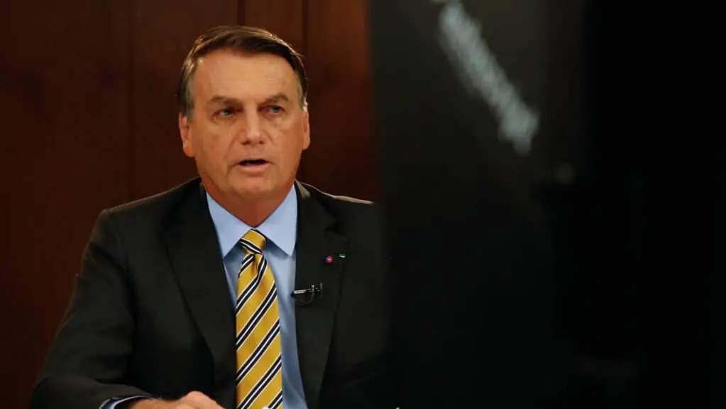 Imagem da notícia: Preço da gasolina: Bolsonaro vai entrar com ação no STF para mudar cobrança do ICMS