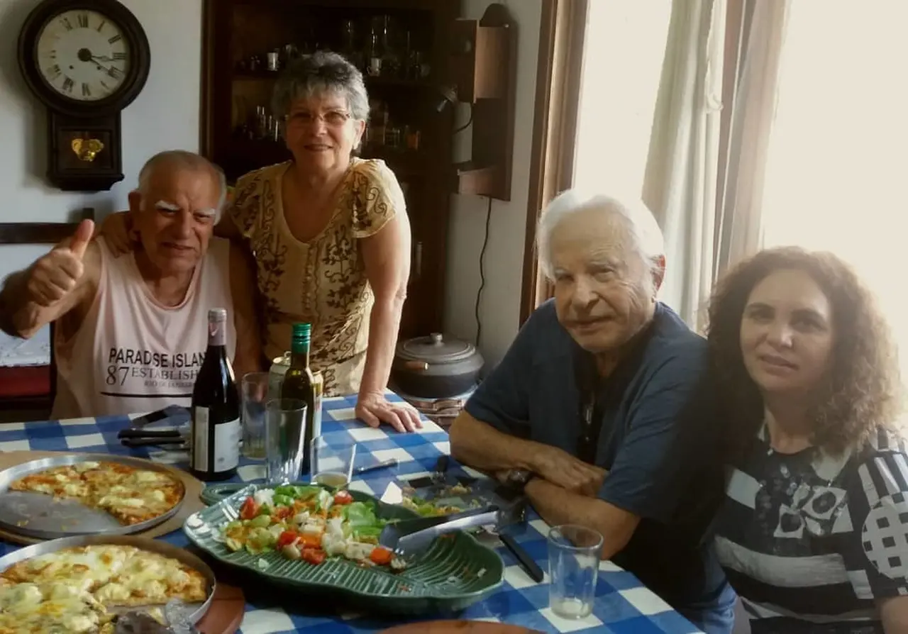 Imagem da notícia: Célio Moreira, a Zebrinha do 'Fantástico' e irmão de Cid Moreira, morre no Rio de Janeiro