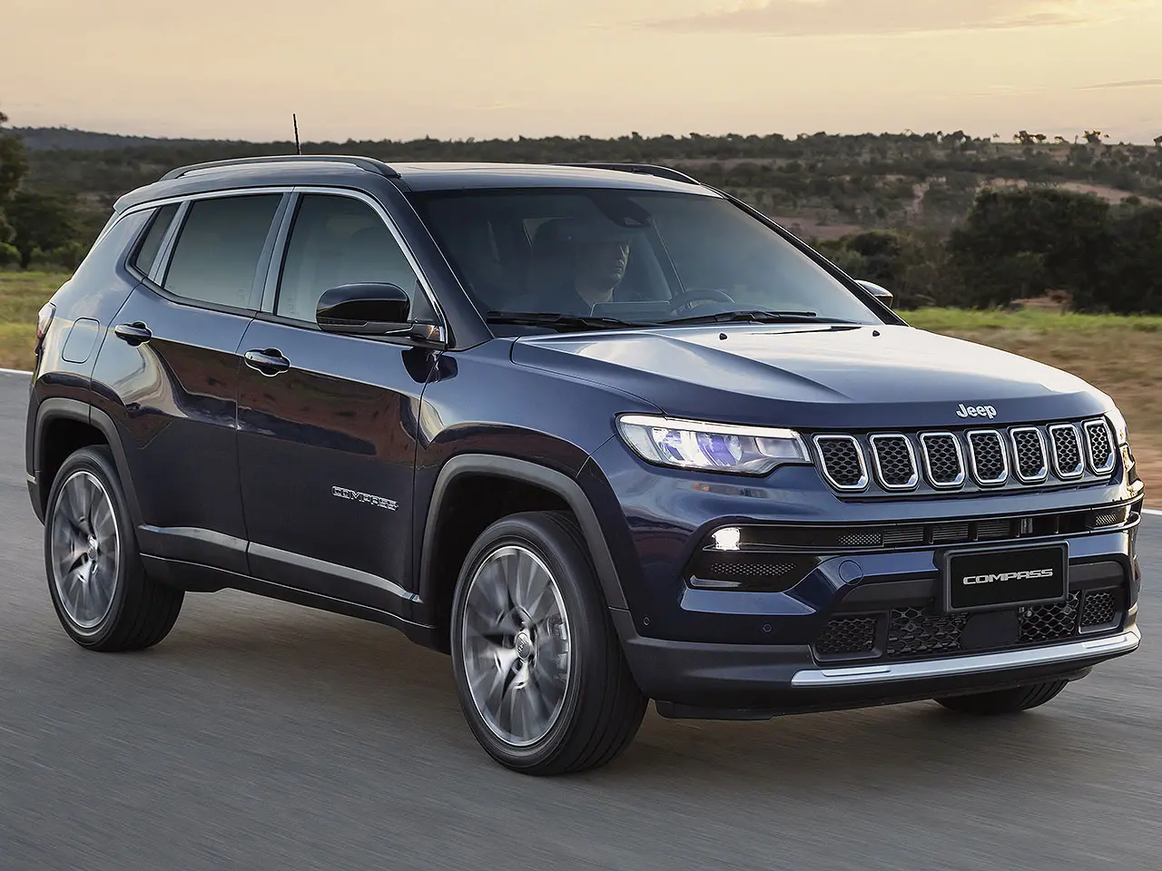 Imagem da notícia: Jeep Compass é o carro mais vendido do Ceará em agosto; preço parte de R$ 135 mil
