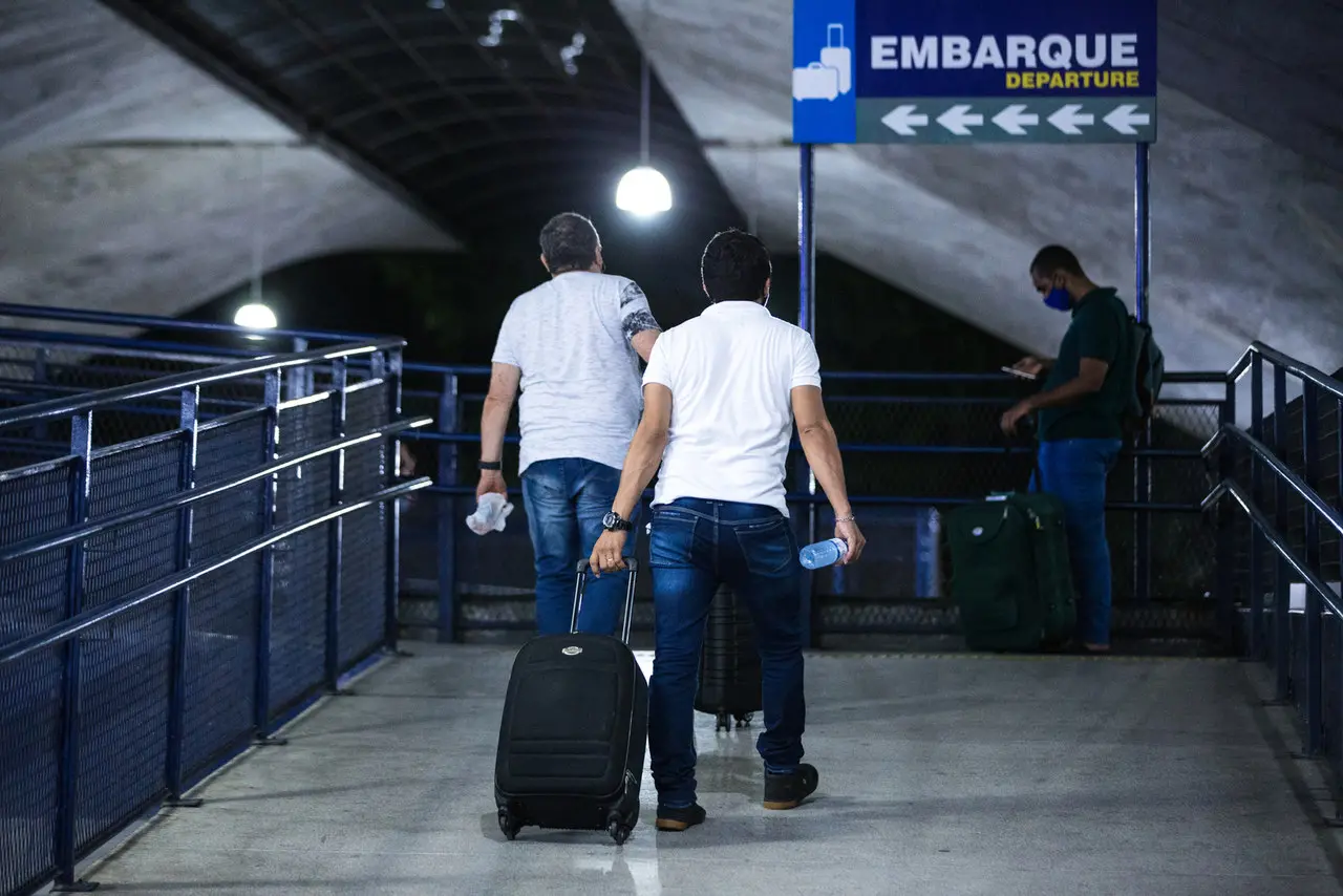 Imagem da notícia: Passagem de ônibus intermunicipal tem reajuste de até 12,99% no Ceará 