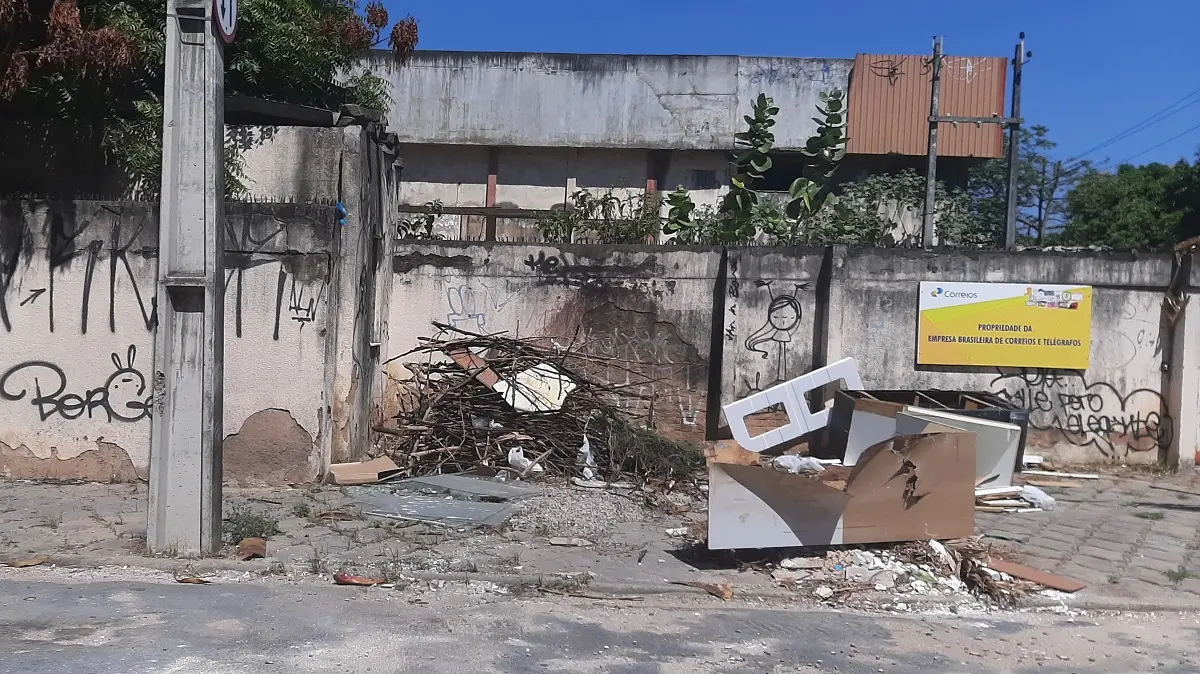 Imagem da notícia: Vejo lixo aqui, lixo acolá; lixo em todo lugar