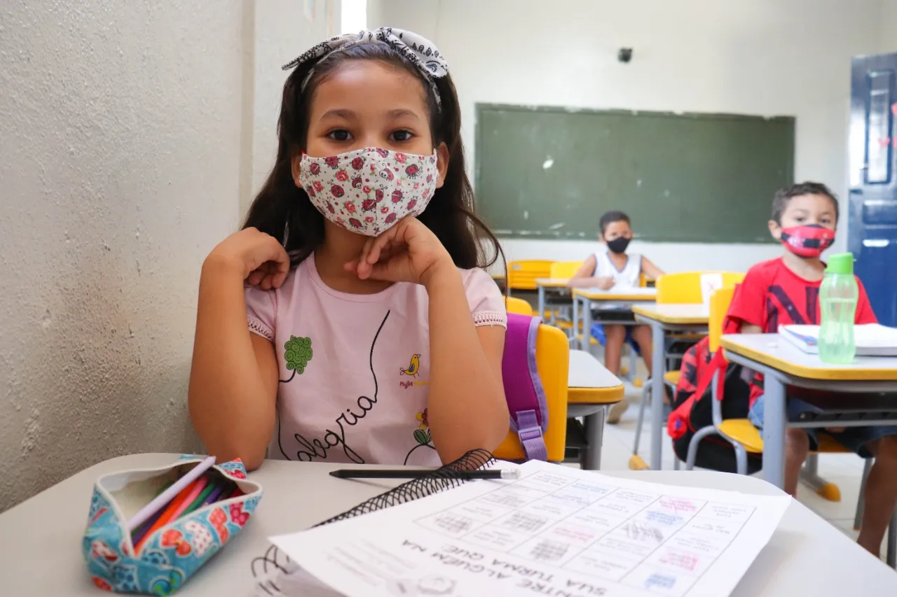 A retomada teve início pelas séries do 2°, 5° ao 9° ano do fundamental, Infantil V e Educação de Jovens e Adultos (EJA)