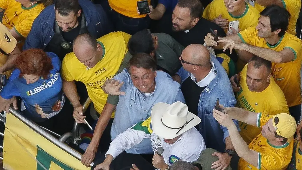 Imagem da notícia: Ameaça de Bolsonaro ao STF trava acordo pelo novo Bolsa Família