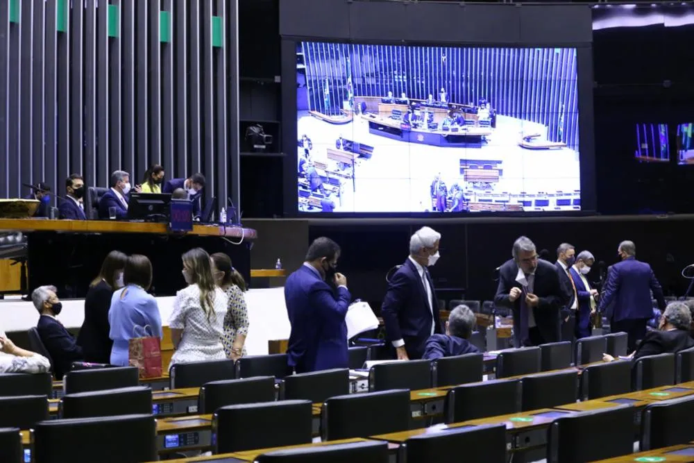 Deputados aprovaram que a prestação de contas seja feita pelo sistema da Receita Federal