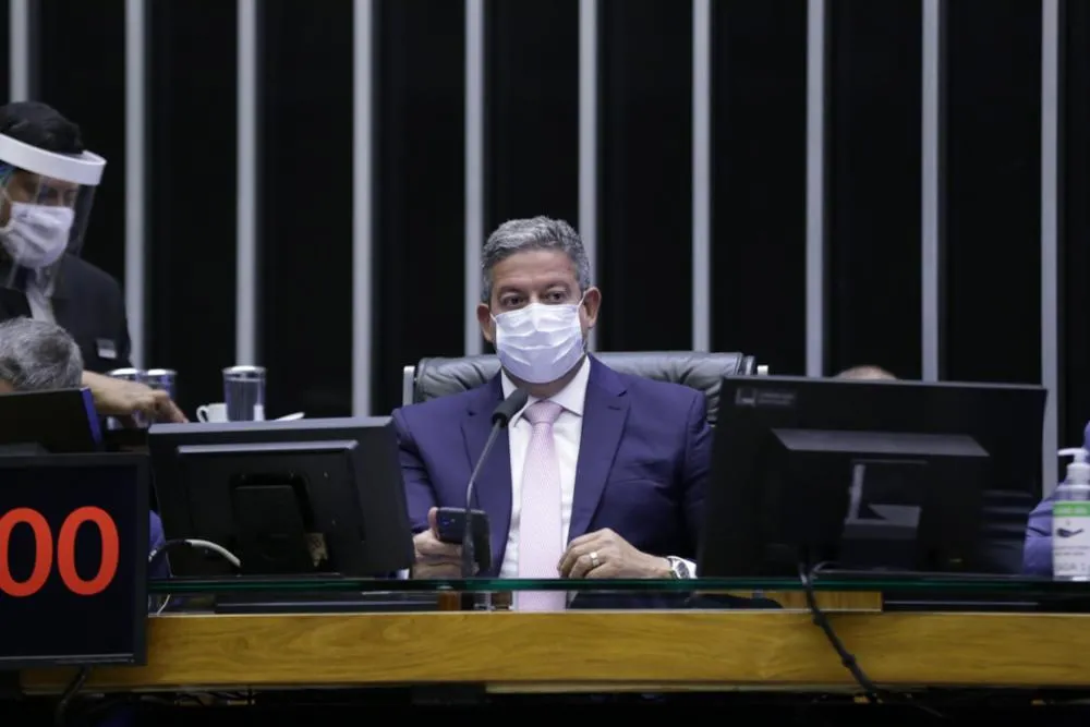 Presidente da Casa, Arthur Lira pautou a votação mesmo em meio à crise entre os poderes