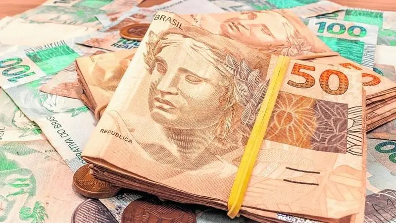 Imagem da notícia: 13º salário em 2021: como calcular, quem tem direito e quando será pago?