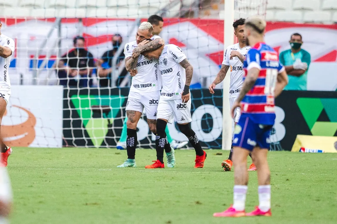 O Atlético Mineiro fez valer sua condição de líder da Série A e venceu o Fortaleza no Castelão