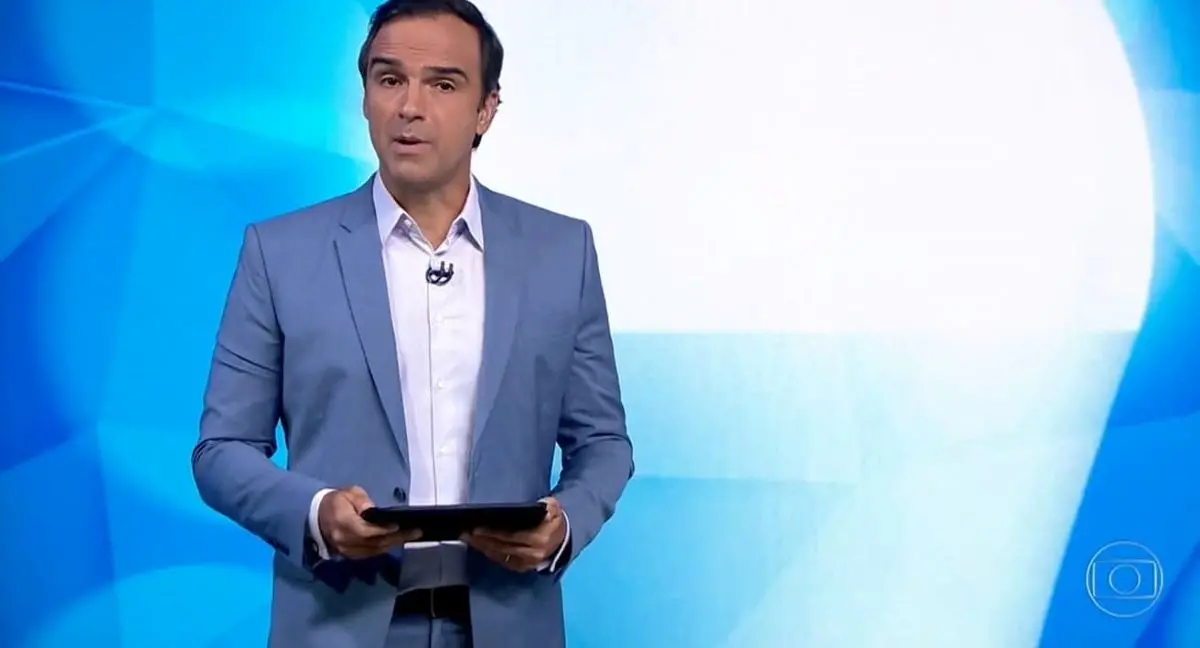 Imagem da notícia: Globo desmente convite a Tadeu Schmidt para substituir Tiago Leifert no BBB; não há nomes definidos