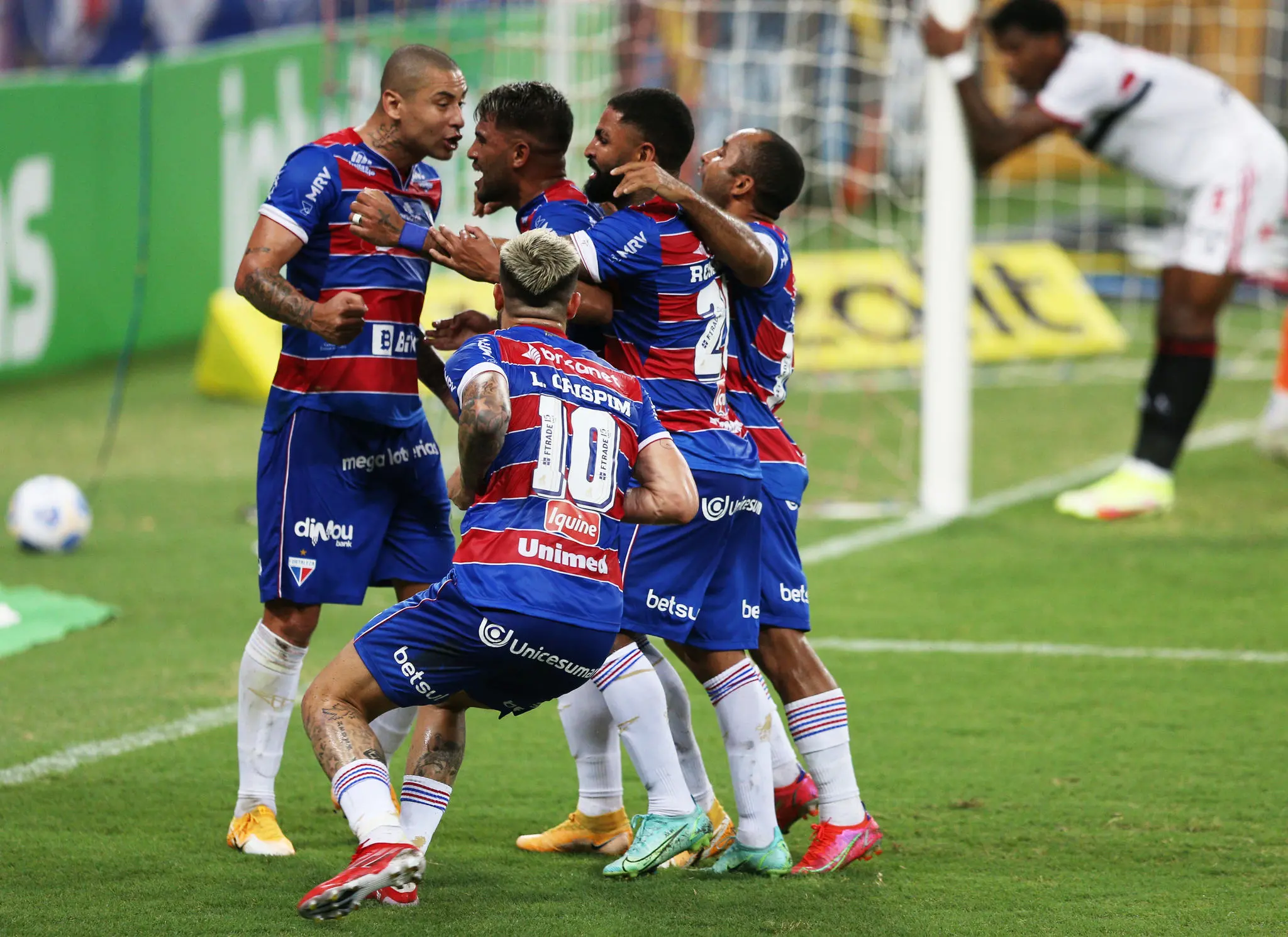 Imagem da notícia: Fortaleza conquista premiação recorde para futebol cearense na Copa do Brasil; veja valores